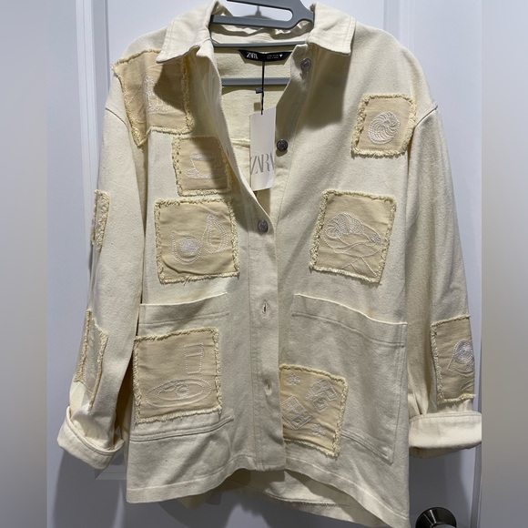 Zara Overshirt Jacket w/ Embroidered Patches Bloggers Favorite NWT - Picture 5 of 11